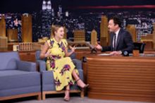 VIDEO: Margot Robbie Talks SNL Hosting Nerves & More on TONIGHT