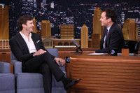 VIDEO: Ashton Kutcher Talks New Netflix Series 'The Ranch' on TONIGHT Video