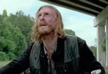 VIDEO: Sneak Peek - 'You Don't Scare Easy' on the Next THE WALKING DEAD