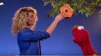 VIDEO: Tori Kelly Teaches SESAME STREET's Elmo & Friends About Kindness