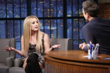 VIDEO: Billie Lourd Reveals Earmuffs on Scream Queens Are Homage to Mom Princess Leia