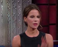 VIDEO: Kate Beckinsale Teaches Stephen Colbert to Speak Russian on LATE SHOW Video
