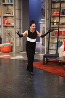 VIDEO: Lin-Manuel Miranda Helps Mom Find Oscar Dress on RACHAEL RAY!