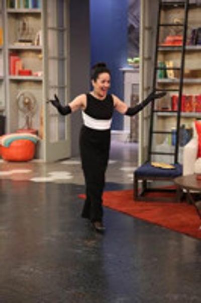 VIDEO: Lin-Manuel Miranda Helps Mom Find Oscar Dress on RACHAEL RAY!