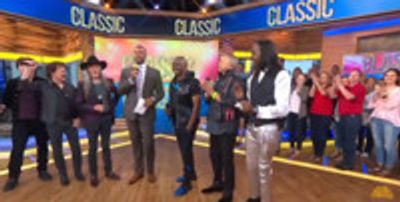 VIDEO: Earth Wind & Fire and the Doobie Brothers Perform Preview of Upcoming Show on GMA