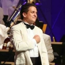 Keith Lockhart talks Bernadette Peters and Audra MacDonald at the Boston Pops