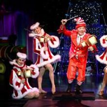 Photo Flash: CIRQUE HOLIDAZE Brings Stage Spectacular to Waterbury