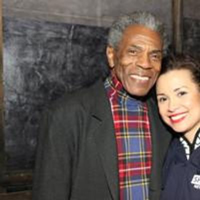 Photo Flash: Two-time Tony Nominee André De Shields Visits Broadway Cast of ALLEGIANCE Backstage
