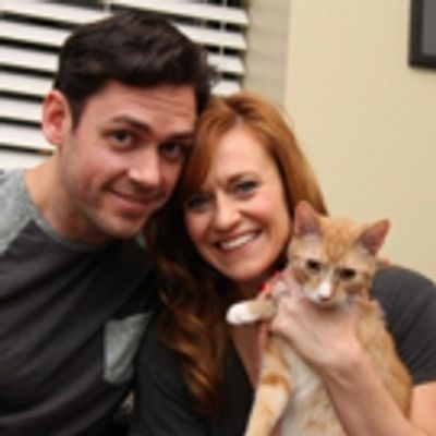 BWW Exclusive: TAILS OF BROADWAY- Megan Sikora &amp; Barrett Martin Hang with Harry Houdini