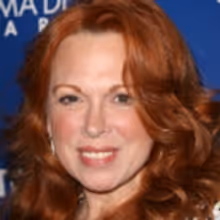 TWITTER WATCH: FINDING NEVERLAND's Carolee Carmello Warns 'This Grandma Is Back!'