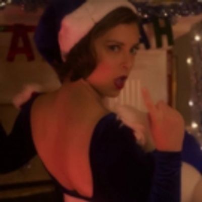 STAGE TUBE: Rachel Bloom Releases CHANUKAH HONEY, a SANTA BABY Parody