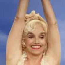 BWW Reviews:  Beckett's HAPPY DAYS, or Winnie Loves Willie