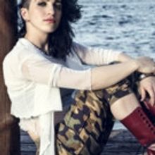 Emily Estefan to Receive 1st Annual 'Discovery of the Year Award' at La Musa Awards