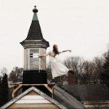 BWW Review: SATELLITE COLLECTIVE Oscillates Between Dull and Refined