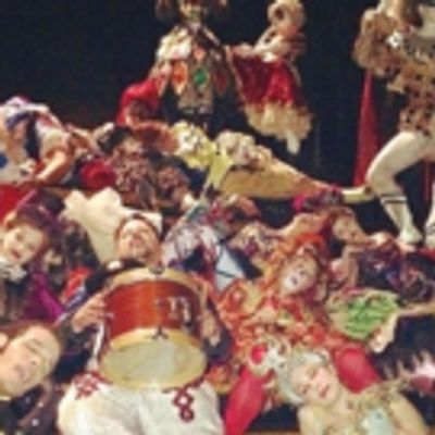 Photo Flash: CHARLIE AND THE CHOCOLATE FACTORY, PHANTOM and More Pose for Intermission Pics!