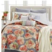 'LIVE's Kelly Ripa Launches New Home Collection for Macy's