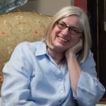 Ellen Douglas Schlaefer Receives Wally Russell Mentoring Award at USITT 2017