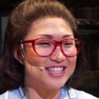 VIDEO: Did On-Line Dating Work For WAITRESS' Jenna Ushkowitz? Video