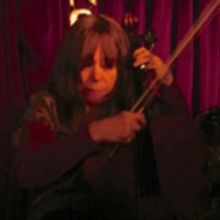 Cellist Peri Mauer Featured With Illuminati Orchestra for Club Bonafide Show
