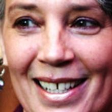 The Kentucky Center's Julia Youngblood Receives The Lift Every Voice Award