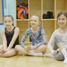 TV: The MATILDA Girls Learn to Flip at Chelsea Piers!