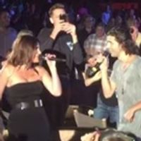 STAGE TUBE: Idina Menzel Sings 'Take Me Or Leave Me' With Excited Fans at the… Video