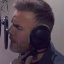 STAGE TUBE: Watch Gary Barlow and the Cast of THE GIRLS Perform "Sunflower"