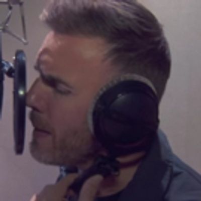 STAGE TUBE: Watch Gary Barlow and the Cast of THE GIRLS Perform "Sunflower"