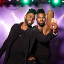 PHOTO: Jason Derulo Meets His Wax Double for the First Time