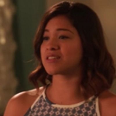 VIDEO: Sneak Peek - Jane Learns to Handle Her New Love on JANE THE VIRGIN