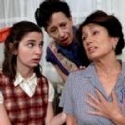 First Look: Kentwood Players Presents Neil Simon's BRIGHTON BEACH MEMOIRS, Opening Tonight