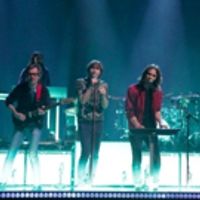 VIDEO: Phoenix Performs New Song 'J-Boy' on TONIGHT SHOW Video