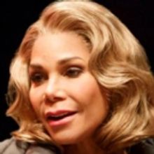 BWW Review: Quiara Alegria Hudes' Warm and Inviting DAPHNE'S DIVE Is Worth A Visit