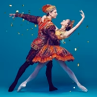 BWW REVIEW: Graeme Murphy's NUTCRACKER – THE STORY OF CLARA Is Poignant And Beautiful Contemporary Tale For All Ages