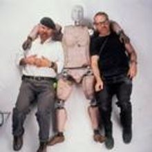 Discovery Airs All-New Episodes of MYTHBUSTERS, Beginning Tonight