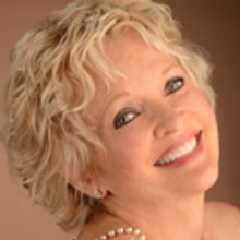 Christine Ebersole on Crafting a Narrative for her Return to the Café Carlyle and Fi