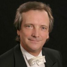 Oliver von Dohnányi Leads the Way to a New Seattle KATYA