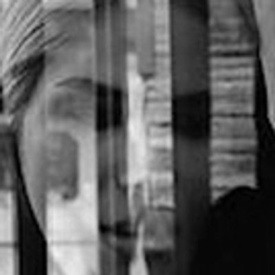 Tom Coash's VEILS Comes to The Theatre Room for the Women and War Festival