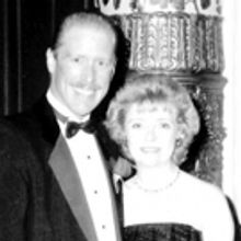 Victoria Noe Launches FAG HAGS, DIVAS AND MOMS: THE LEGACY OF STRAIGHT WOMEN IN THE A