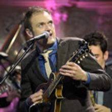 VIDEO: Chris Thile Performs Punch Brothers Tune 'My Oh My' on LATE SHOW