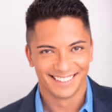 THE FRIDAY SIX: Q&As with Your Favorite Broadway Stars with VIETGONE's Jon Hoche