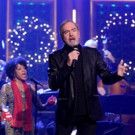 VIDEO: Neil Diamond Performs 'The Christmas Medley' on TONIGHT SHOW
