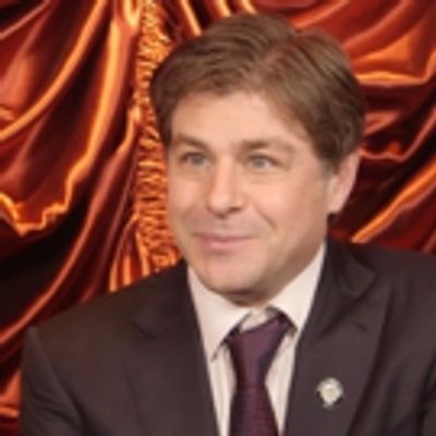 Tony Awards Close-Up: Lyricist Glenn Slater Describes the Rocket Ride of SCHOOL OF ROCK!