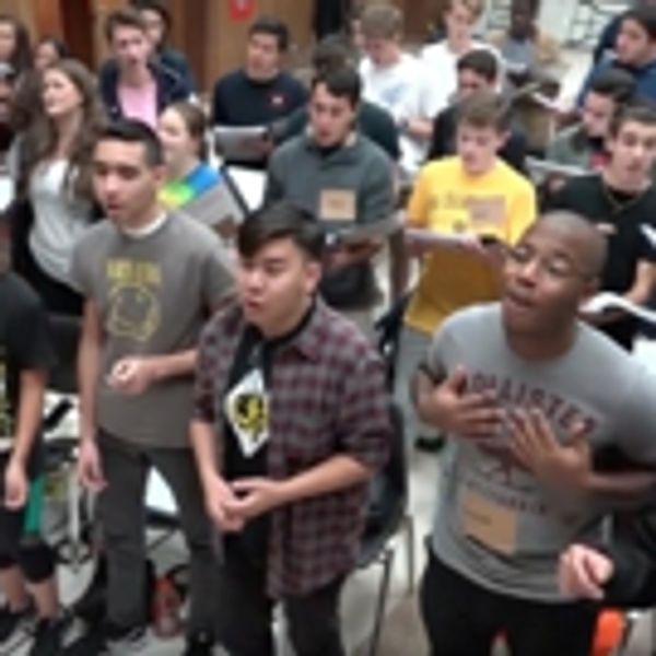STAGE TUBE: Broadway Show Choir Welcomes THE BODYGUARD's Deborah Cox to Paper Mill with Whitney Houston Medley - New Jersey Theater Video