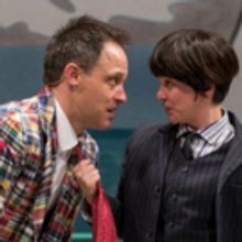 Photo Flash: First Look at ONE MAN, TWO GUVNORS at Court Theatre