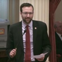 STAGE TUBE: California State Senate Tributes Ken Howard at Today's Floor Session