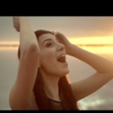 VIDEO: Juliana Unveils 'Waterfalls' Music Video