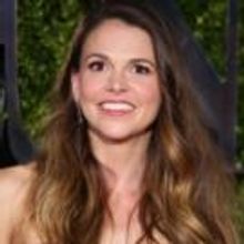 Sutton Foster Hosts the 2015 Jimmy Awards Tonight