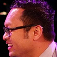 BWW Review: ZANNA, DON'T! - Sound Glitches Eclipse Some Fine Singing