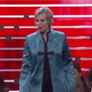 VIDEO: Jane Lynch Opens PEOPLE'S CHOICE AWARDS With Hilarious GLEE-Like Number